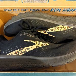 Brooks Glycerin 18 Black/Leopard Women's Sz. 11 Running Shoes